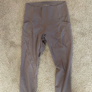 Everlane perform pocket legging